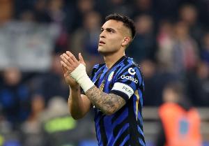 劳塔罗本场数据：3次射门打进1球，传球成功率94%&amp;获评8.1分