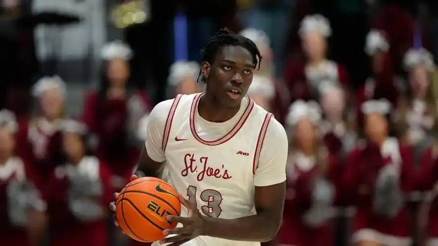 太不划算，太阳不要惠特莫尔要5次轮，选择弗莱明实在让人费解